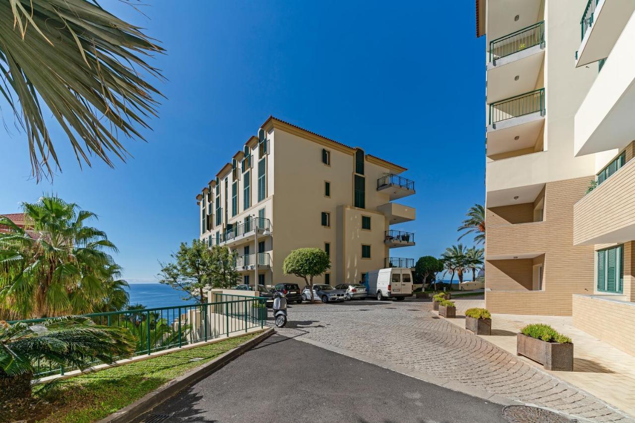 Vila Formosa I By An Island Apart Фуншал Екстериор снимка